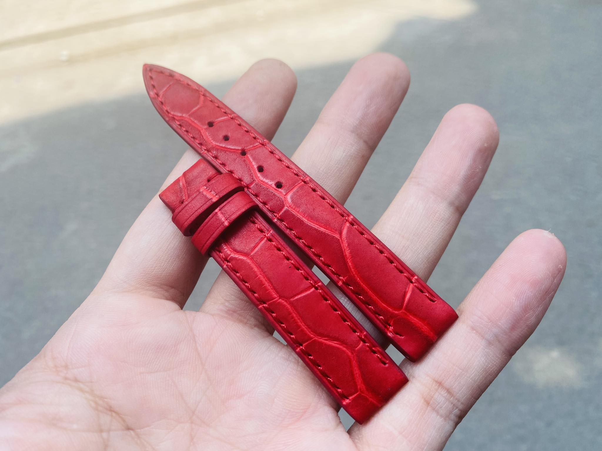Mẫu dây da thủ công màu đỏ cho đồng hồ Tissot