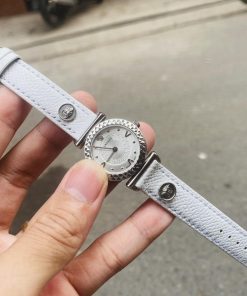 Mẫu da bò Epsom trắng cho đồng hồ Versace