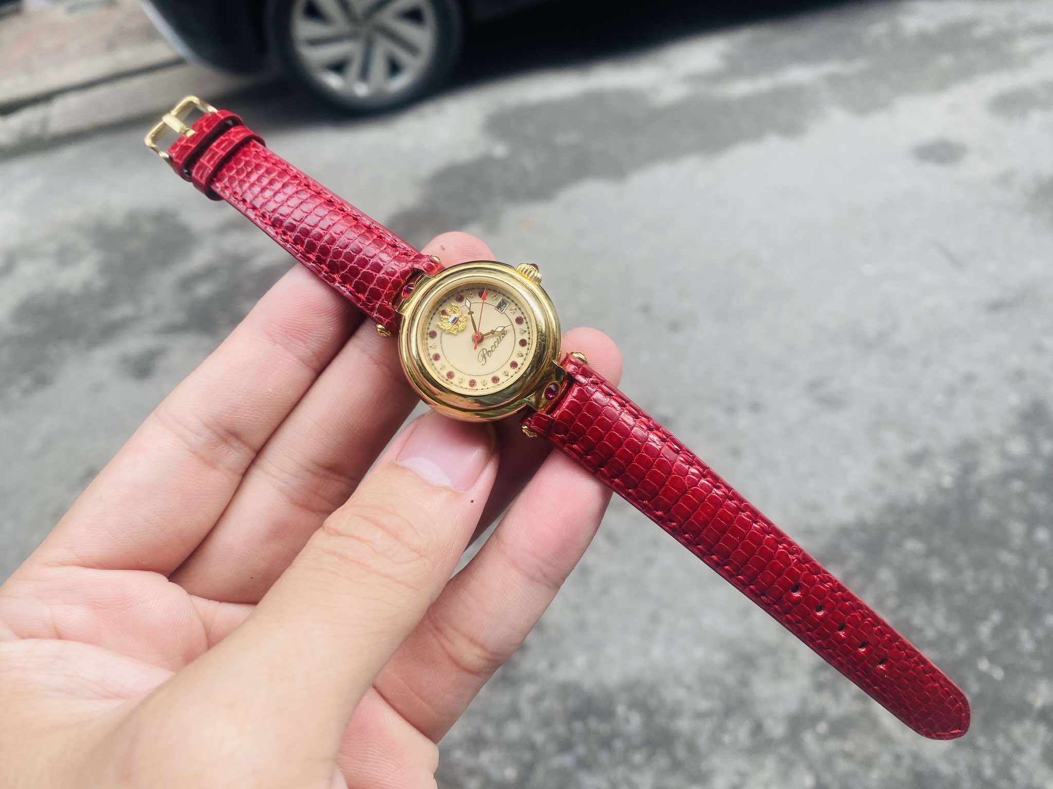 Mẫu dây da kỳ đà Pháp màu đỏ cho em Poljot nữ